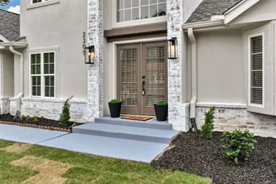 2305 Goodwood Boulevard, Smyrna, GA 30080 - Photo 2