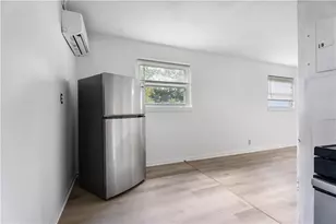 462 Whitehall Ter SW, Atlanta, GA 30312 - Photo 4