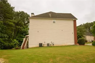 385 Simonton Crest Dr, Lawrenceville, GA 30045 - Photo 88