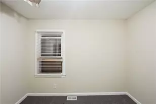 1877 Selwyn Dr, Decatur, GA 30035 - Photo 12