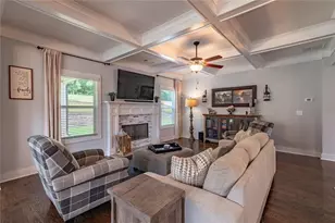 218 Ivey Dr, Bethlehem, GA 30620 - Photo 4