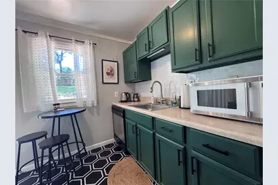 621 Rufus Henderson Drive, Scottdale, GA 30079 - Photo 8