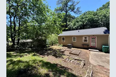 621 Rufus Henderson Drive, Scottdale, GA 30079 - Photo 18