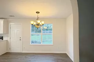 711 Cloverdale Dr, Monroe, GA 30656 - Photo 8