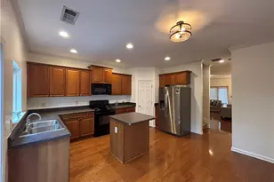 1161 Liberty Pkwy NW, Atlanta, GA 30318 - Photo 6