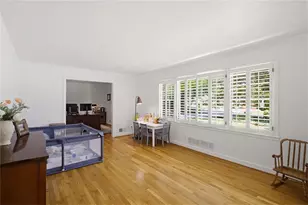6651 Castleton Dr, Atlanta, GA 30328 - Photo 8