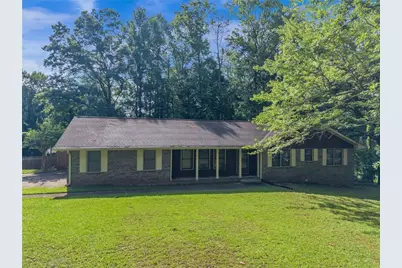 6238 Forrest Avenue, Union City, GA 30291 - Photo 2