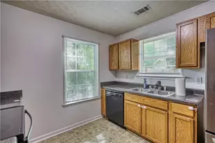130 Cherokee Dr, Jackson, GA 30233 - Photo 14