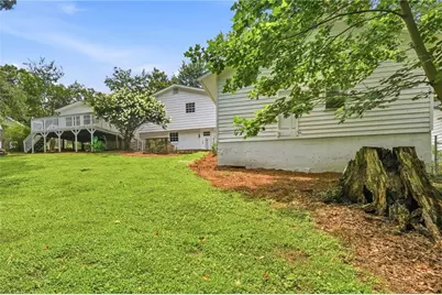 1784 W Elmwood Dr, Acworth, GA 30102 - Photo 34