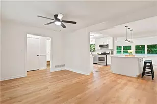 1784 W Elmwood Dr, Acworth, GA 30102 - Photo 6