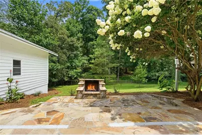 1784 W Elmwood Dr, Acworth, GA 30102 - Photo 36