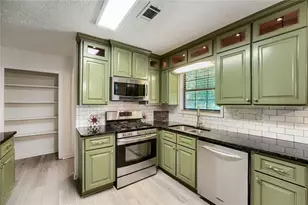 265 Peachtree Ln, Newnan, GA 30265 - Photo 6