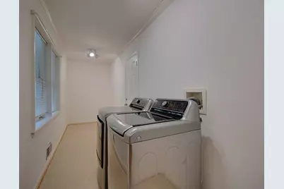 2345 Echo Hills Circle NE, Atlanta, GA 30345 - Photo 32
