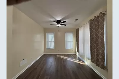 3819 Wheaton Court, Snellville, GA 30039 - Photo 10