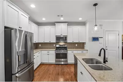 555 Glenaire Walk SE, Atlanta, GA 30316 - Photo 10