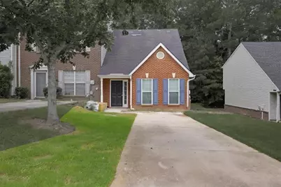 1324 Hollenbeck Lane, Riverdale, GA 30296 - Photo 2