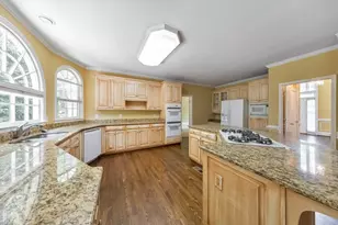 5321 Edgerton Dr, Peachtree Corners, GA 30092 - Photo 14