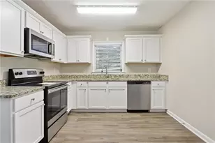 2881 Treadway Dr, Decatur, GA 30034 - Photo 18