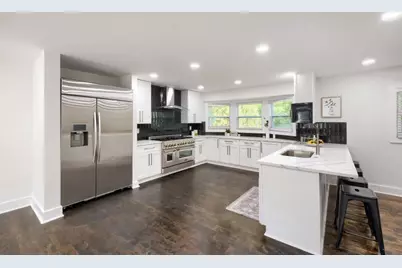 2368 Fenhurst Place, Dunwoody, GA 30338 - Photo 8
