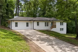 39 Anita Pl SE, Mableton, GA 30126 - Photo 1