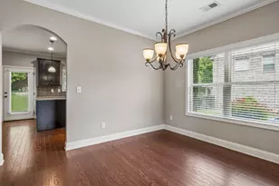 4327 Chesterfield Ct, Buford, GA 30518 - Photo 10