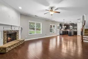 4327 Chesterfield Ct, Buford, GA 30518 - Photo 18