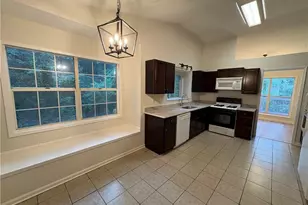 183 Colemans Bluff Dr, Woodstock, GA 30188 - Photo 8