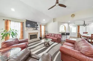 1979 Stonecrest Dr, Austell, GA 30106 - Photo 4