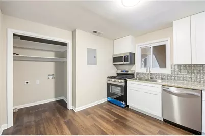 346 Carpenter Drive #18, Atlanta, GA 30328 - Photo 8