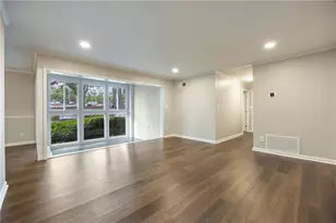 346 Carpenter Dr, Atlanta, GA 30328 - Photo 18