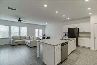 802 Edwin Lane, Sugar Hill, GA 30518 - Photo 4