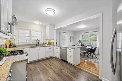 579 N Superior Avenue, Decatur, GA 30033 - Photo 10
