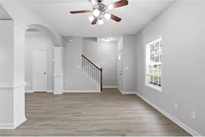 8642 Thomas Lane, Riverdale, GA 30274 - Photo 10