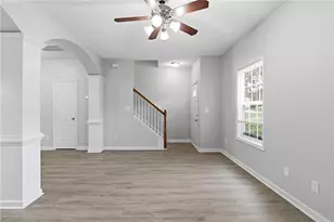 8642 Thomas Ln, Riverdale, GA 30274 - Photo 10