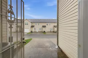 8642 Thomas Ln, Riverdale, GA 30274 - Photo 30