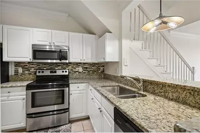 4303 Westchester Ridge NE #4303, Atlanta, GA 30329 - Photo 4