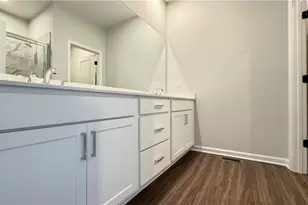 1475 Creekside Cir NW, Atlanta, GA 30318 - Photo 20