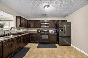 5089 Summerview Way, Morrow, GA 30260 - Photo 8