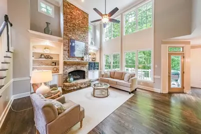 120 Heritage Court, Roswell, GA 30075 - Photo 2