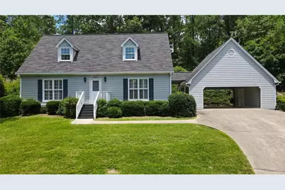 9135 Clearwater Road, Gainesville, GA 30506 - Photo 1