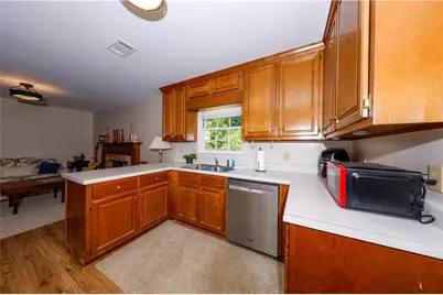 9135 Clearwater Road, Gainesville, GA 30506 - Photo 8