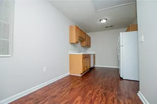 209 E Wilson St, Villa Rica, GA 30180 - Photo 12