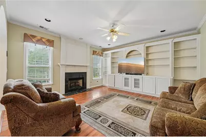 5024 Huntcrest Drive SW, Mableton, GA 30126 - Photo 2