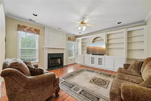 5024 Huntcrest Dr SW, Mableton, GA 30126 - Photo 2