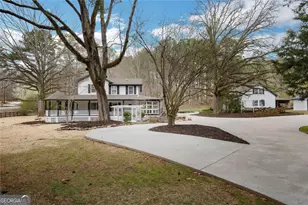813 Sandy Creek Rd, Fayetteville, GA 30214 - Photo 2