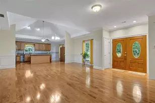 190 Oak Hill Cir, Covington, GA 30016 - Photo 8
