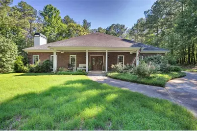 190 Oak Hill Circle, Covington, GA 30016 - Photo 2