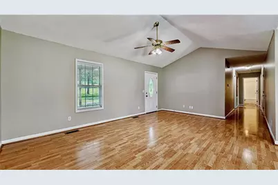 369 Oakland Drive SE, Calhoun, GA 30701 - Photo 10