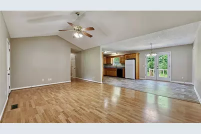 369 Oakland Drive SE, Calhoun, GA 30701 - Photo 8