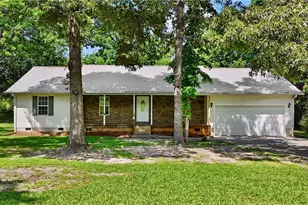 369 Oakland Dr SE, Calhoun, GA 30701 - Photo 2